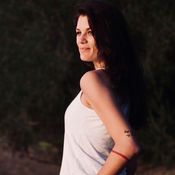 Meet your Posher, Tori - Picture 1 of 1